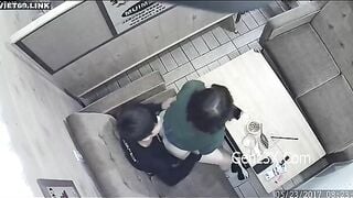 Sex Cặp Đôi Trẻ Trong Quán Cà Phê Địt Nhau Trên Ghế