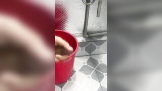 Sục cặc trước khi tắm 2
