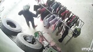 Chắc mang về ngâm rượu