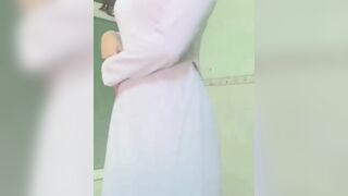 Thiên kim lớp 10 mà ngon quá muốn mút lồn ẻm