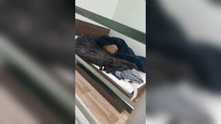 quay lén được em gái ngủ nhà nghỉ 1 mình nhìn ngon quá