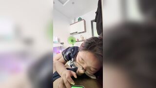 được em sinh viên bú cu sướng tê
