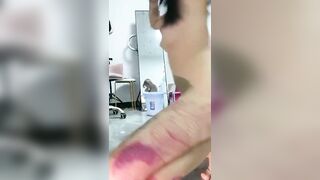 Em gái sinh viên thủ dâm bằng cây láp to khổng lồ