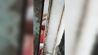 Quay lén mẹ vợ