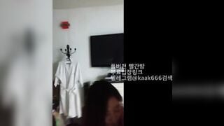 Con bạn đến chơi, Cứ khiêu dâm cho Bóp Vú Loli mình dây Sờ lồn cực nứng