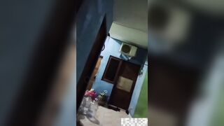 Vô tình quay lén được bà chị cùng xóm trọ H*ip dâm thằng em họ
