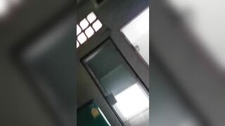 Gái xinh vú to lồn ngon làm gái kiếm tiền siêu dâm
