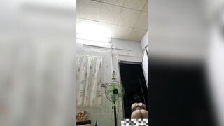 Chỉ 2 từ thôi DÂM ĐIÊN bé điều dưỡng 2k5 thích làm chó cái