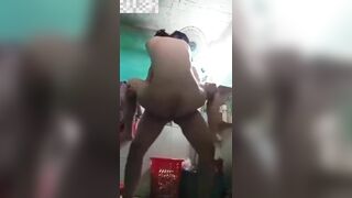 Lén lút tranh thủ chịch chị hàng xóm cùng dãy trọ lúc vợ vắng nhà