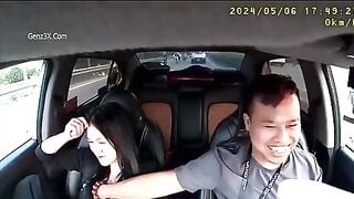 Nghề Tài Xế Nó Bạc Quá Vừa Lái Xe Vừa Phải Bóp Vú
