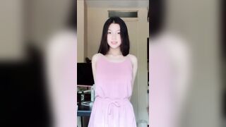 Huỳnh Như Lớp 12 Mà Vú Khủng Hồng Hào Mặt Lại Dâm