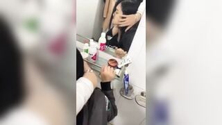 Hot Tiktoker Lộ Clip Địt Nhau Trong Nhà Vệ Sinh