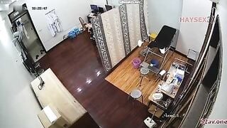Bác Sĩ Bệnh Viện Việt Đức Hiếp Dâm Khách Đến Khám