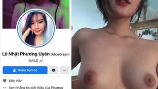 Lê Nhật Phương Uyên Rủ Bạn Thân Qua Nhà Cho Địt Thoải Mái
