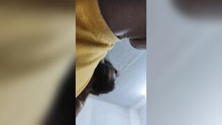 Chị ruột nhắn qua phòng cho chị bú cu