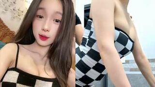 Girl Xinh Múp Địt Rên To Vãi Vang Cả Phòng