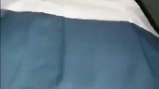 em học sinh trường THPT Lê Minh Xuân lộ clip bú cu