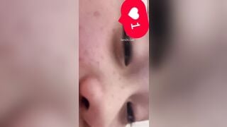 Nữ Sinh Vừa Tắm Vừa Chat Sex Với Thằng Bạn Hàng Họ Ngon Vãi