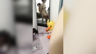 Chị Gái Giúp Em Trai Biết Cảm Giác Được Địt Gái Nó Như Nào