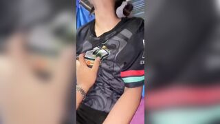 mới cấp2 mà đã đi làm nv cafe chòi rồi full clip địt bé nó