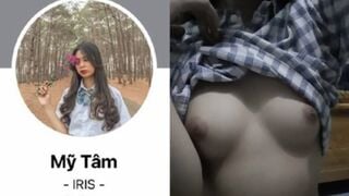 Nữ Sinh Mỹ Tâm Đi Học Về Là Có Full Album Cho Anh Em Thẩm