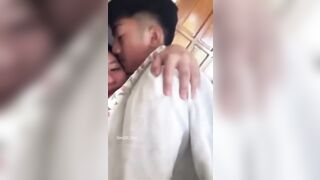 Chị Gái Chổng Mông Cho Em Trai Địt Tung Lồn