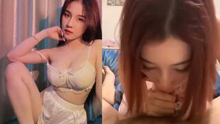 Thảo My Cực Xinh Cùng Bạn Trai Xếp Hình