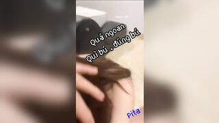 Địt Em Tiếp Viên Karaoke Mới Ngày Đầu Vào Nghề Cùng Pita