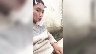 ngọc nhi 2k7 vừa thủ dâm vừa ngồi khẩu dâm 1 mình