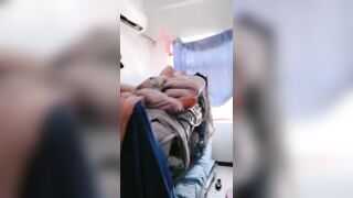 Thương mấy em gái việt qua cam làm bị mấy anh bảo vệ da đen hiếp dâm