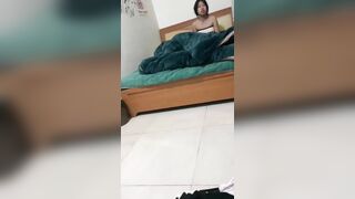 đánh ghen lột sạch đồ tiểu tam trong nhà nghỉ