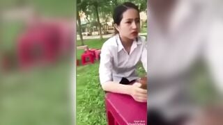 Còn đi học không lo học lại thích làm tiểu tam thì như này quá nhẹ nhàng