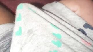 em học sinh vừa xem sex vừa thủ dâm ra nhiều nước