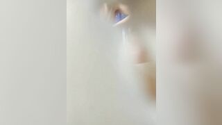 quay lén em gái vào nhà vệ sinh call sex với bạn trai