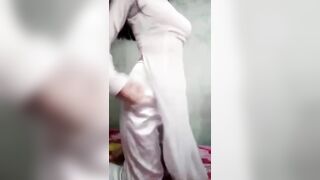 em học sinh ước mơ giải cứu thế giới bằng cái lồn không lông