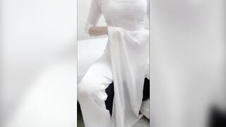 xuất tinh đầy vào cái lồn của em học sinh hư hỏng