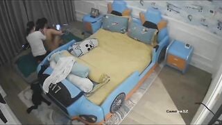 Chị gái đại gia zú bự thuê nhân viên massage về nhà