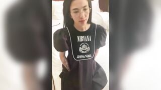 Chị gái nghành giải nghệ gặp khó khăn vay tiền thế chấp để làm lại cuộc đời