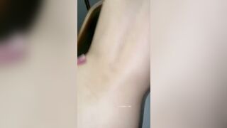 Ông chủ dẻo mồm gạ luôn em nhân viên mới vào làm