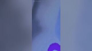 ngọc anh 2k5 ngực to tròn bán album kiếm tiền tiêu sài