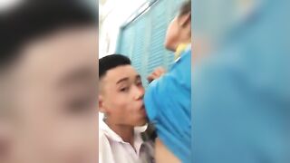 Học Sinh Địt Nhau Ngay Trong Giờ Ra Chơi Khi Trong Lớp Có Người