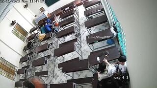 Học Sinh Địt Nhau Ngay Trong Giờ Ra Chơi Khi Trong Lớp Có Người
