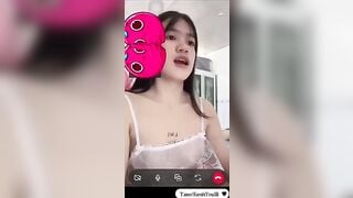 Khanh Trần Show Hàng Dáng Nuột Cùng Bạn Thân