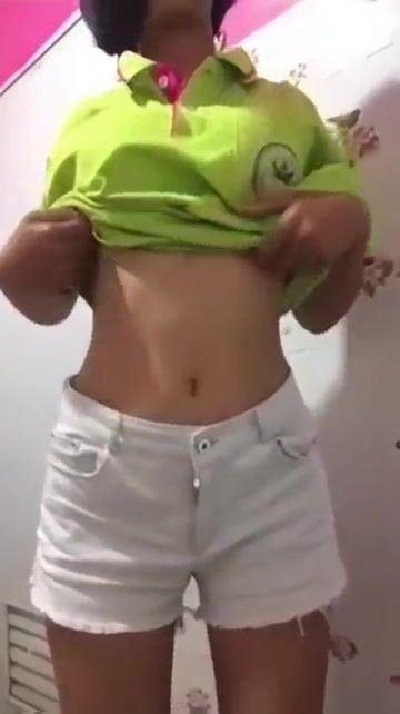 nứng nhưng chỉ dám chà lồn