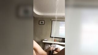 em gái teen sướng tê lồn bắn nước lên cả trần nhà