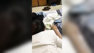 địt cô giáo mầm non mông to trong bộ áo