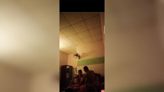 cặp đôi đổi vợ cho nhau địt để tìm cảm giác mới lạ