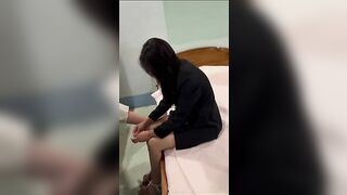 Sơn La : Phát hiện vợ trong nhà nghỉ , thương cho anh chồng quá