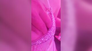 Đi Kara Tay Vịn Như Này Bảo Sao Anh Em Không Muốn Về Với Vợ