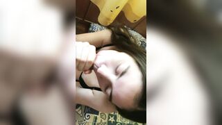 em sinh viên nghiện bú cu hơn là làm tình